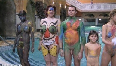 Splashing Water Zone 2 - Nudism reduces self-consciousness