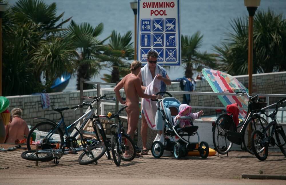 Poolside Camp Gathering pics - Nudism is based on human nature