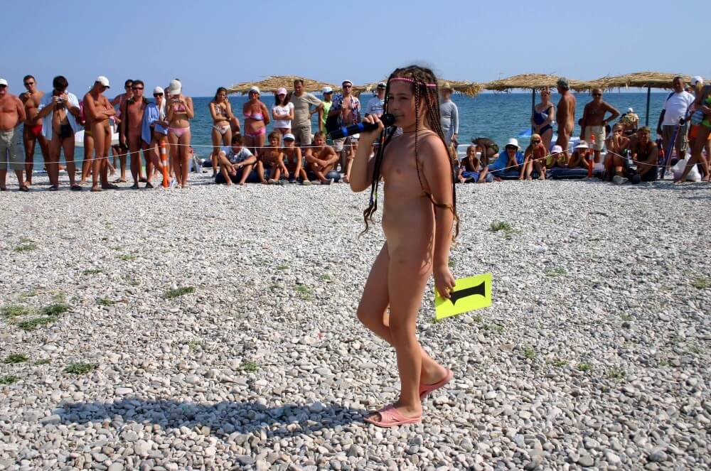 Naturist Mic Speech photos - Naturism and respect for nature