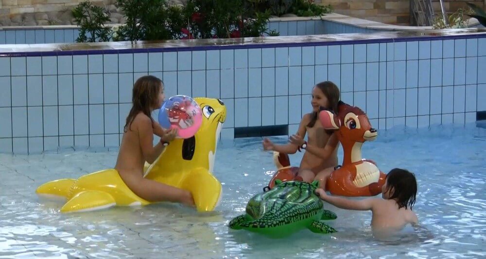 Aqua Extravaganza 1 Full HD - Nature provides inspiration and energy for the lives of naturists