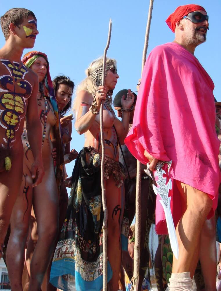 Neptune Day Mountain Top pics - The cult of nudity has not been forgotten