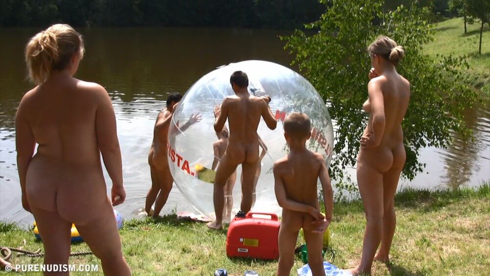 Aqua Nude Relaxation Full HD - Nature fills the naked body with energy and inspiration