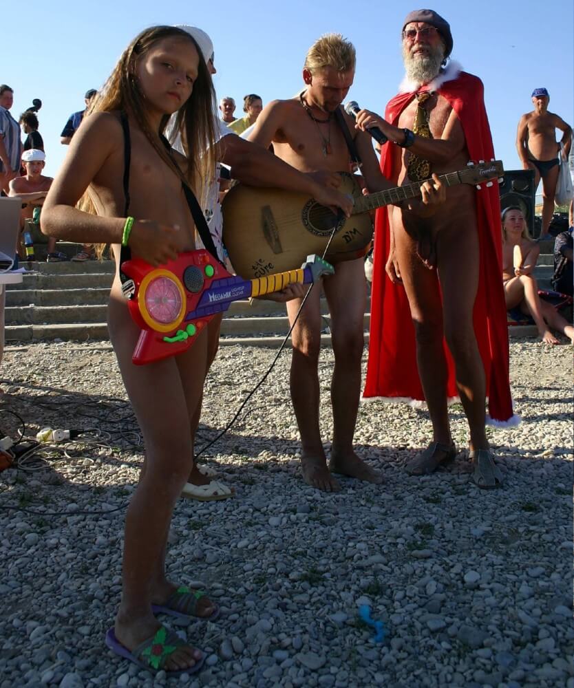 Naturist Beach Contests photos - Popularizing nudism among the general public