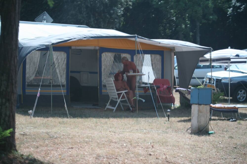 Avila FKK Camping Ground pics - Nudism teaches us to appreciate the present moment