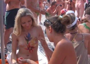 Neptune Ocean Festival # 2 Full HD - The idea of freedom and self-acceptance, as embodied by Adam and Eve, is important