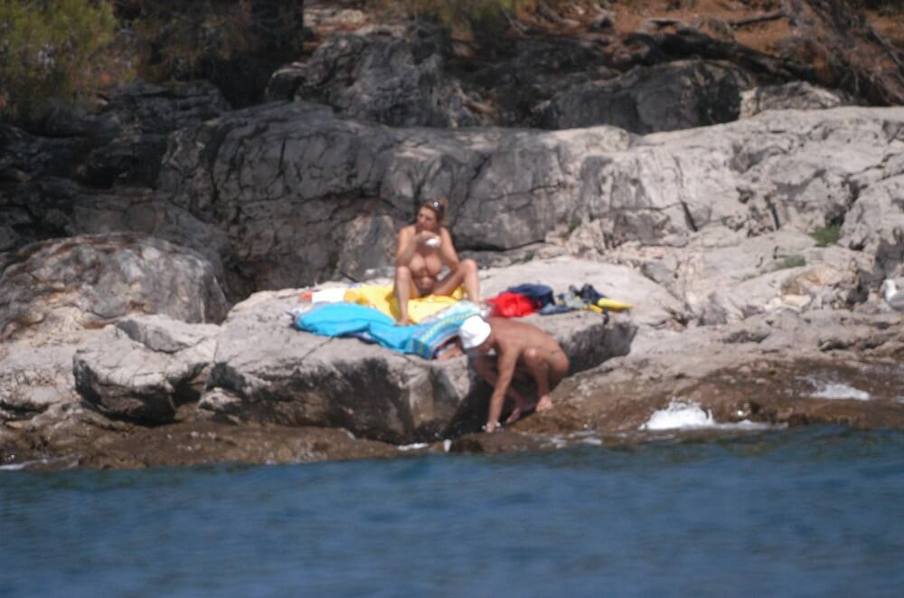 Croatian Rock-Front Coast pics - Types of recreation in nudist and naturist resorts and parks