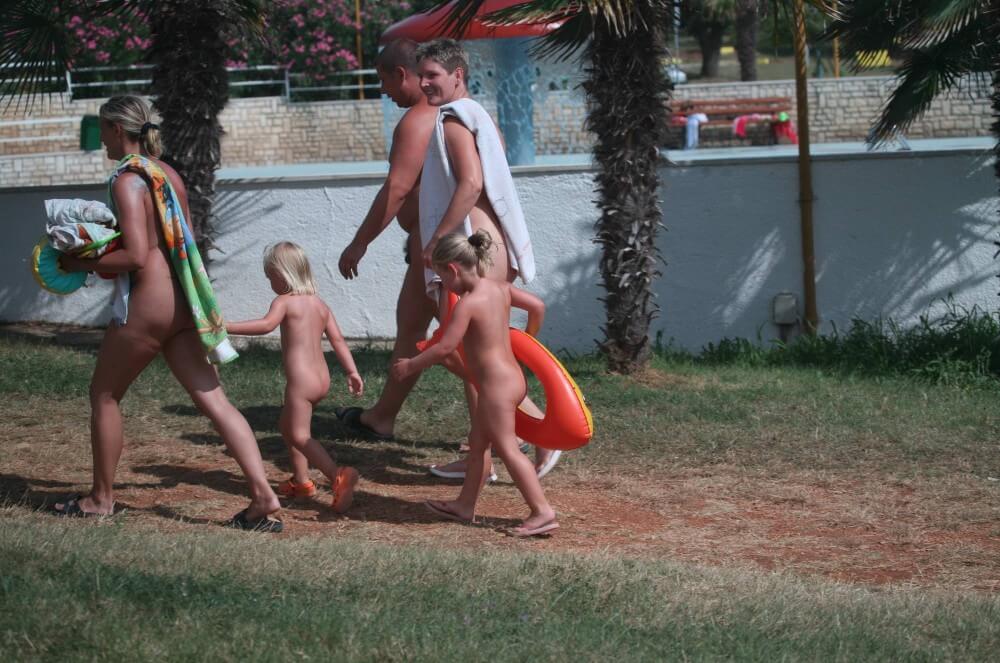 Naturist Family Movement pics - Peace and tranquility are important values for naturists