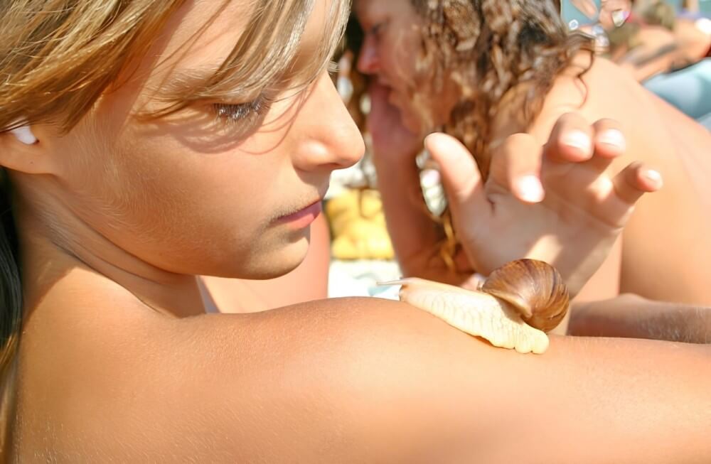 Premium photo series # 5 - The practice of nudism helps to overcome stereotypes and insecurities