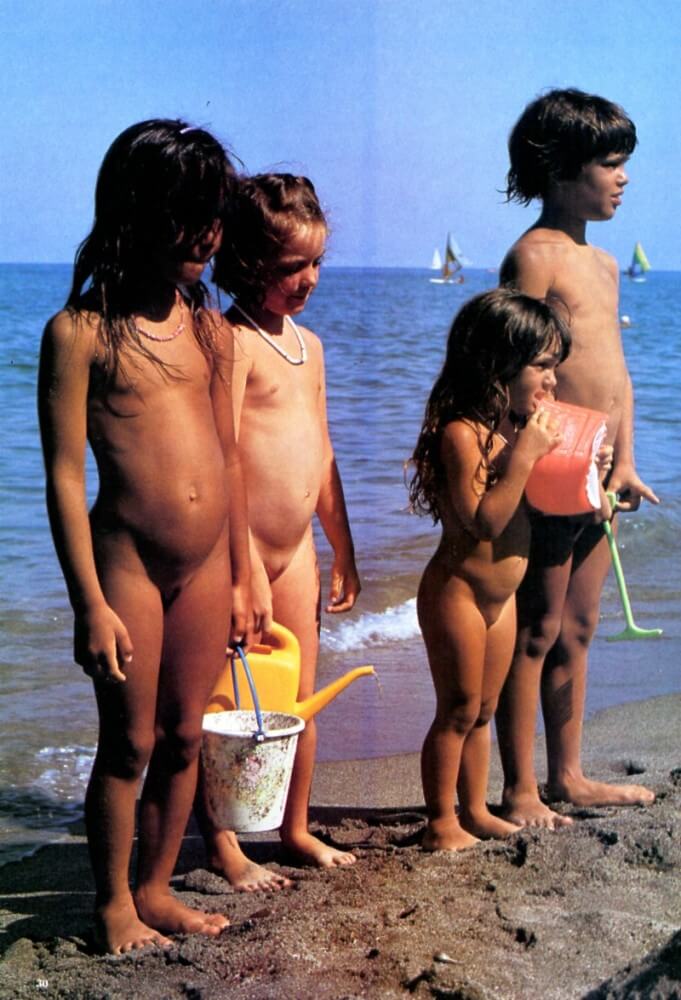 Jung und Frei Nr 6 - Naturists love sunlight and fresh air