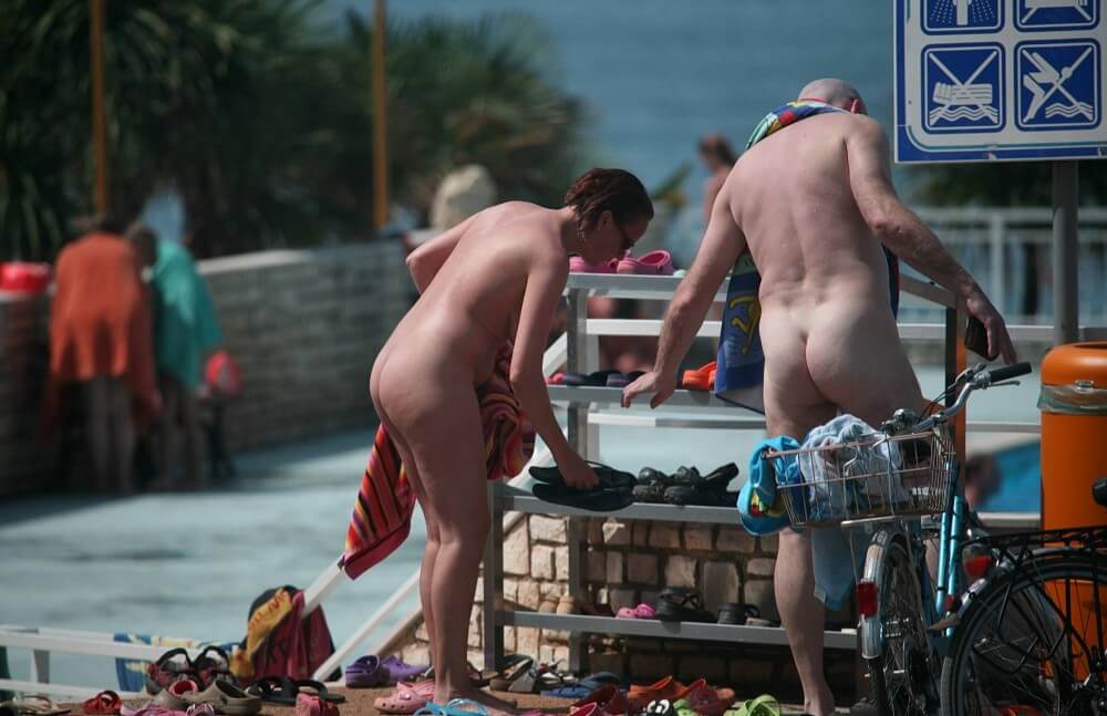 Pool Arrivals and Departures pics - The underlying principle of nudism and naturism is the value of harmony and balance