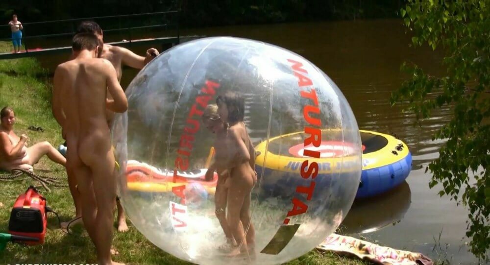 Daytime Family Picnic Full HD - Nature fills the naked body with energy and inspiration