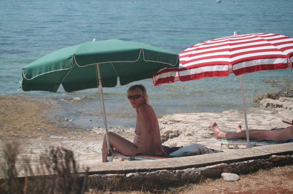 FKK Beachline Front pics - The desire to appreciate the beauty of the human body
