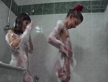 Naturistin: Rain Holiday 4 - Nudity is perceived as a natural expression of life