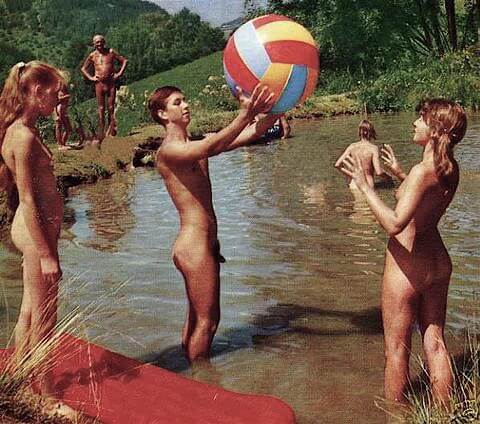 Vintage nudism photos - Nudism and naturism are closer to natural harmony